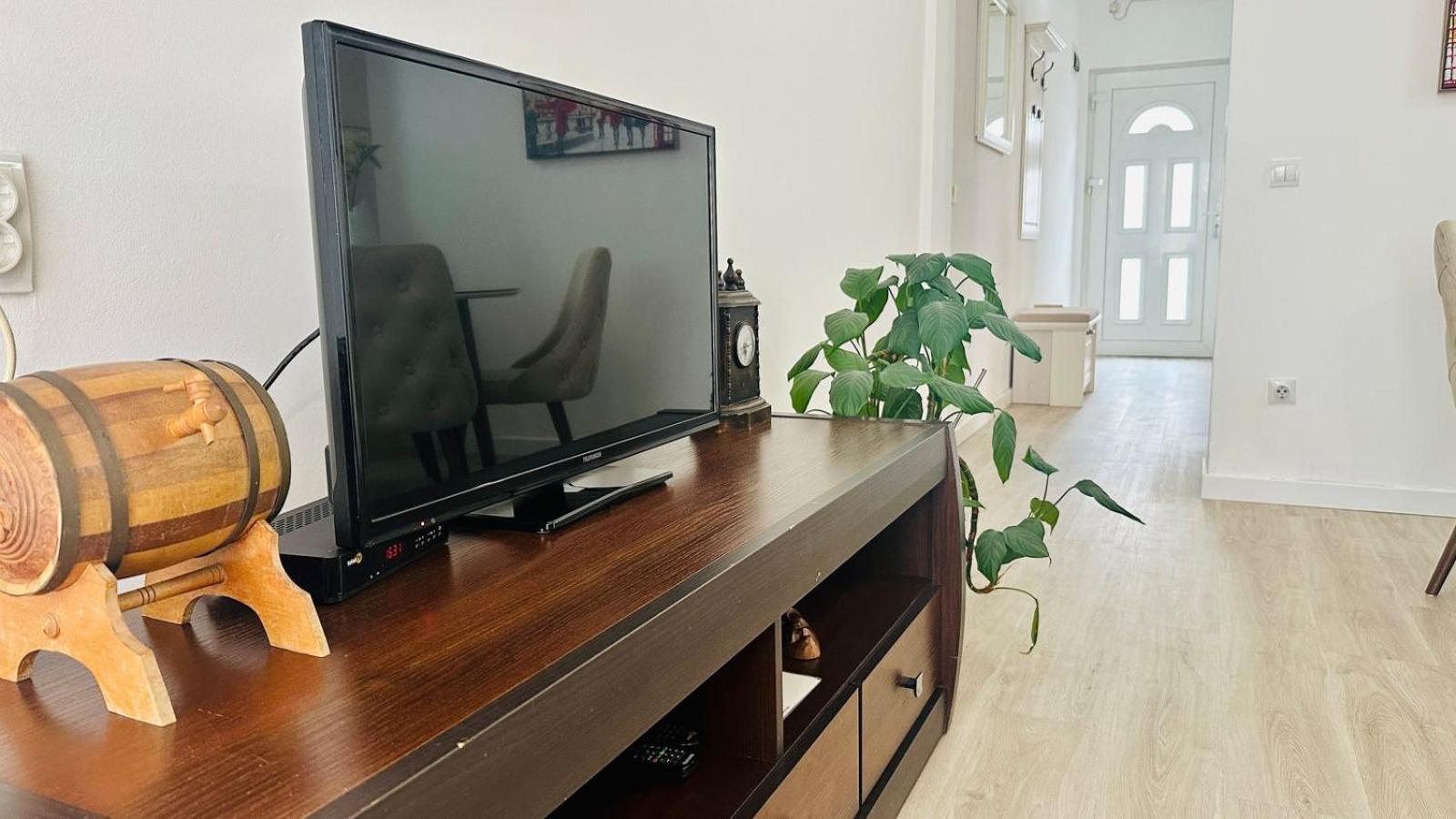 Apartments Teodo Eksteriør bilde